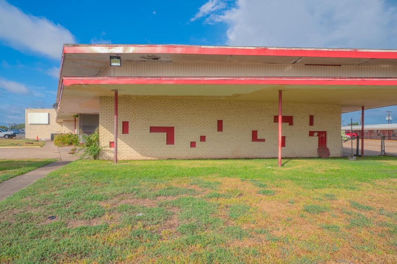 Town & Country Motel Bossier City By Oyo Exterior foto